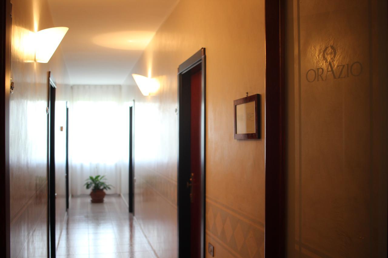 Hotel Orazio Venosa Exterior photo